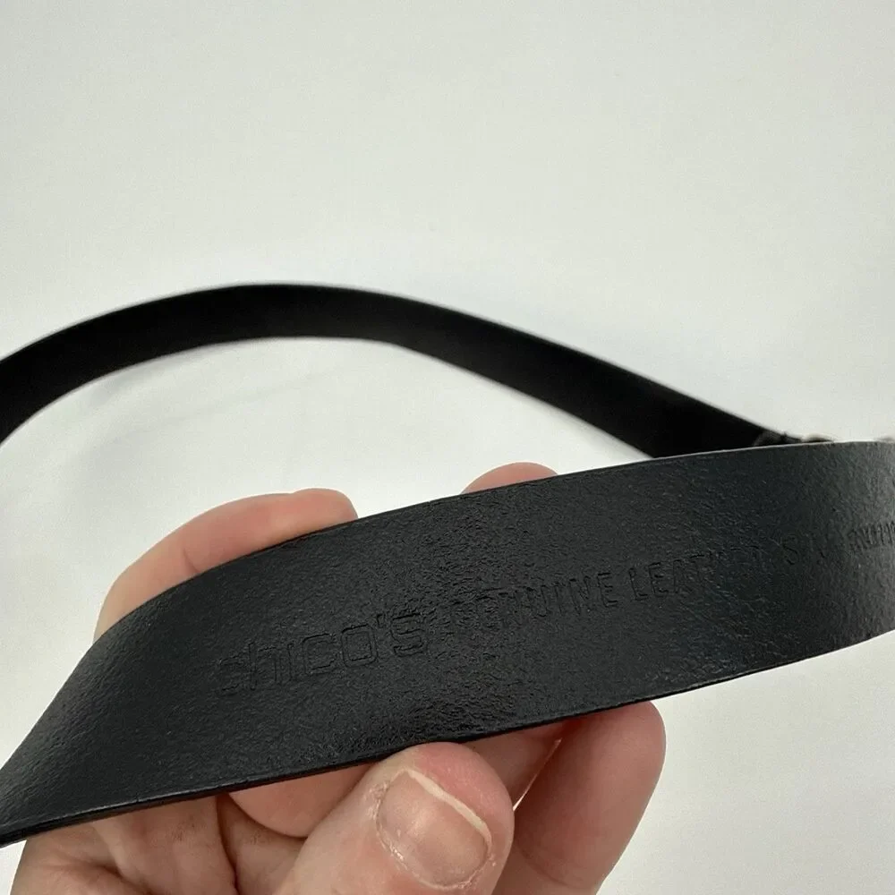 Chicos Black Leather Belt Two Tone Hook Closure Size S/M Classic India